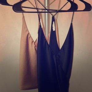 2 pack spaghetti strap shirt